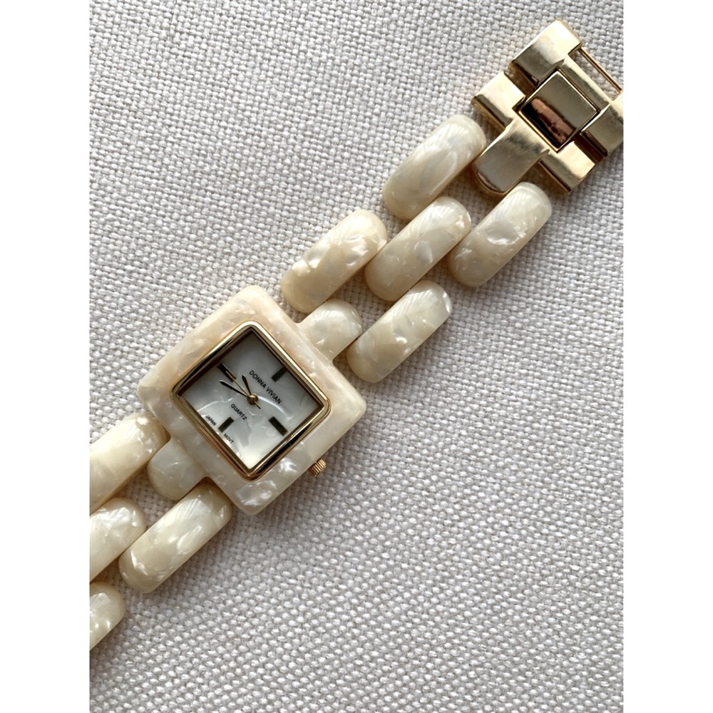 NWOT Donna Vivian Watch - Ivory Shell Italian Acetate Link Band - Pearl Faced